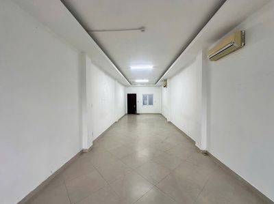 Cho thuê sàn văn phòng 60m² – mặt tiền nơ trang long — ảnh 1