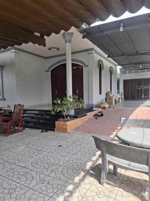 Biệt thự sân vườn góc 2 mặt tiền Long Bình Tân ngay uỷ ban nhà 1 chủ — ảnh 1