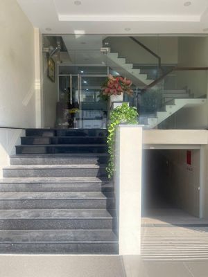 Cho thuê VP mặt tiền đường Vành Đai Tây (Tầng trệt, tầng 1) — ảnh 1