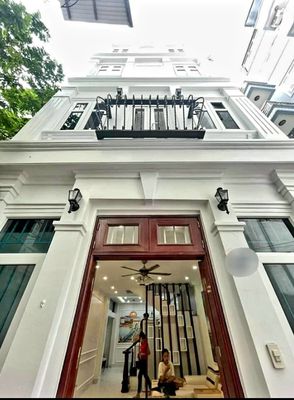Cho thuê Nhà Giảng Võ,Ba Đình,Hà Nội gần Vincom Metropolis và Lottte — ảnh 1