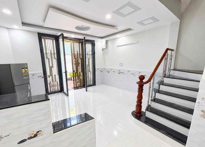 Bỏ ra 4.6t.ỷ . Nhà 4 tầng hẻm Lưu Hữu Phước Q 8 nhà vuông vức -Dt 5. — ảnh 1