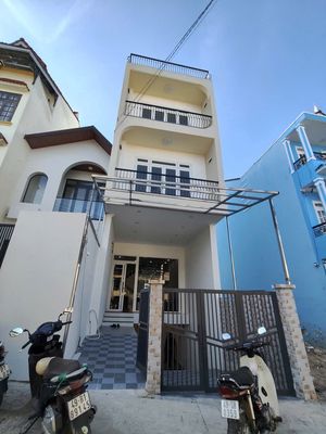 Cho thuê nhà mới xây mặt tiền view thành phố 5pn đà lạt 22tr — ảnh 1