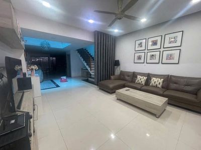 Cho thuê nhà nguyên căn 3 tầng MT đường Ngô Huy Diễn, Đảo VIP Hòa Xuân — ảnh 1
