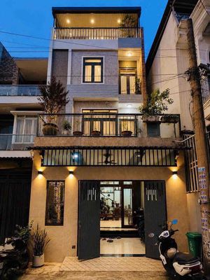 Nhà tl19 gần chợ cầu đồng. trệt 2 lầu 4pn 5wc. sẵn nội thất — ảnh 1
