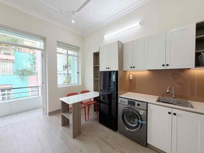 Cho thuê căn hộ 1PN ban công Cư Xá Đô Thành Quận 3 — ảnh 1