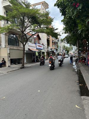 Nhà ung văn khiêm 19 tỷ + khu 36 nguyễn gia trí 21 tỷ — ảnh 1