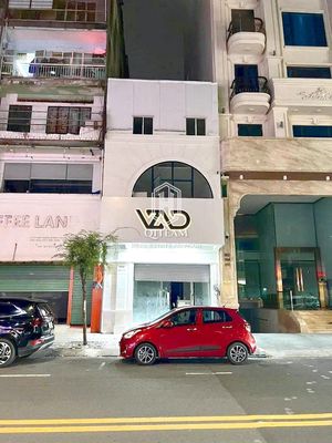 Shop thời trang - spa 360 Võ Văn Tần, Q3. Dt: 5,2x20m, Kc: trệt 2 lầu — ảnh 1