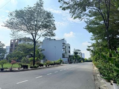 Chính chủ cần bán gấp - lô đất ven sông kdc gia long, nhà bè - sổ hồ — ảnh 1