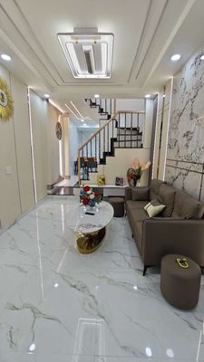Cần Bán Gấp Nhà Đẹp-Hiếm 30m² 2 Lầu(3*10)-H 72 Huỳnh Văn Nghệ,Tân Bình — ảnh 1