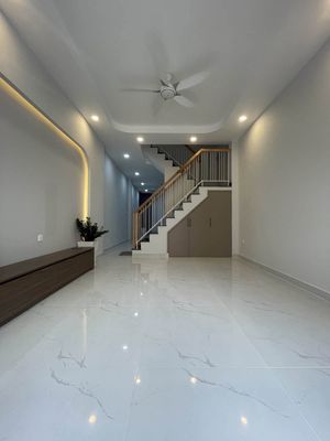 Nhà 60m2, 3 tầng, 3PN, Tân Bình, 8.3 tỷ — ảnh 1
