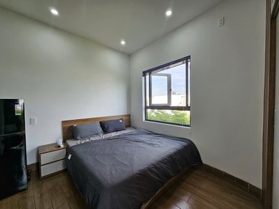 Cho thuê căn hộ Studio ban công gần Cầu Nguyễn Tri Phương — ảnh 1