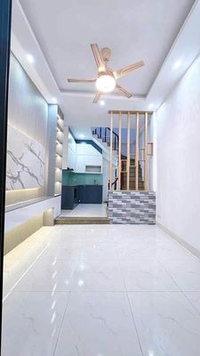 Cho thuê nhà 30m 5 tầng 3 ngủ phố Vĩnh Hưng — ảnh 1