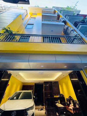 Nhà đẹp Lạc Trung, 80m², 7 tầng thang máy, ô tô tránh — ảnh 1