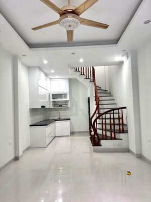 Cho thuê nhà Vạn Phúc, Hà Đông, 5 tầng, 11 triệu/tháng — ảnh 1