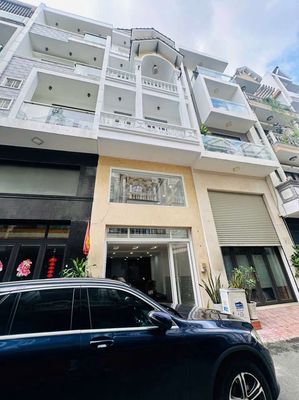 Cho thuê nhà Nguyên Căn Hoàng Quốc Việt - Quận 7 — ảnh 1