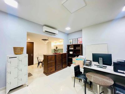 Căn hộ studio nội thất văn phòng The Tresor — ảnh 1