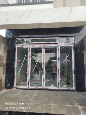 Cho thuê nhà 1trệt 2lầu 1sân thượng nhà mới tinh — ảnh 1