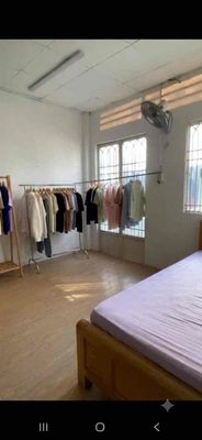 3.950 tỷ .ô tô quay đầu. hoà bình tô hiệu — ảnh 1