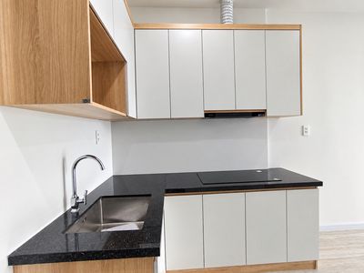 Ưu Tiên Người Đi Làm! Nhà Mới Xa Lộ Hà Nội Cạnh Bến Xe Miền Đông Mới — ảnh 1
