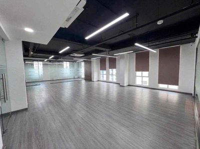 Văn phòng 160m2 - sàn suốt không cột q1 — ảnh 1