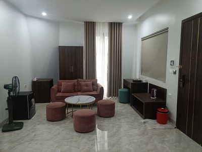 Cho thuê căn hộ 2PN, 1PK, Full nội thất ngay cạnh Vincom Plaza Cẩm Phả — ảnh 1