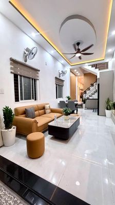 Bán nhà 3 tầng Hoàng Diệu, Hải Châu, Đà Nẵng, 55m2, 4PN — ảnh 1