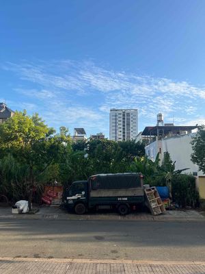Cho thuê đất phạm hữu lầu . dt:12x20 — ảnh 1