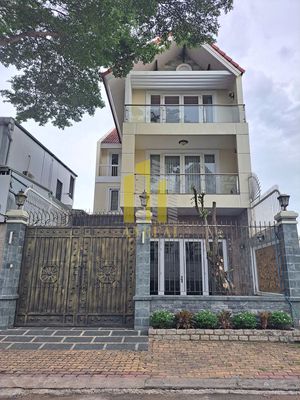 Cho Thuê Villa đường Lê Hữu Kiều Giá chỉ 40 Triệu — ảnh 1