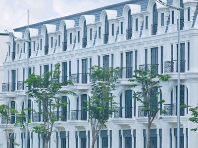 Bán nhà trả nợ cứu con – cơ hội sở hữu nhà phố sài gòn 1 trệt 3 lầu — ảnh 1