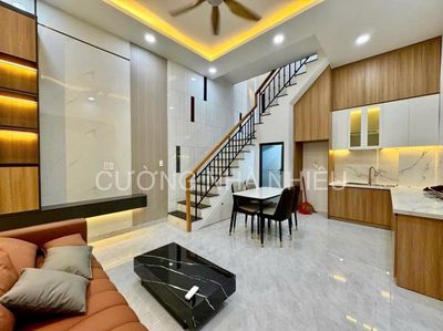 Nhà nguyên căn mới 3 tầng; đầy đủ nội thất; cạnh Him Lam trung tâm Q7 — ảnh 1