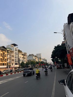 Tôi bán nhà Hồng Tiến-Cổ Linh 8T view công viên trước nhà rộng 20m. — ảnh 1