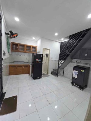 Full nội thất gần sân bay 2pn 2wc trương đăng quế giá 10,5 tr — ảnh 1