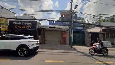 Nhà cho thuê nguyên căn mặt tiền đường hồng lạc f 1 tân bình. — ảnh 1