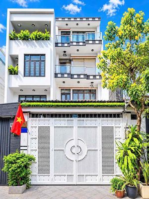 Huỳnh Thị Đồng - 7 Tỷ 2 - Xe Hơi Vào Nhà - Nhà 4 Tầng 96m² - Ngang 4 — ảnh 1