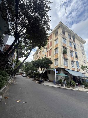 Chỉ nhỉnh 8ty có ngay nhà 2 tầng lô góc 2 mặt tiền trung tâm hải châu — ảnh 1