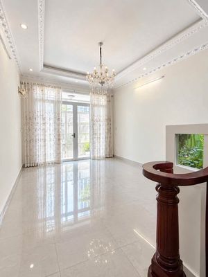Nhà 4 tầng Phú Thuận Q7, 9.5 tỷ — ảnh 1