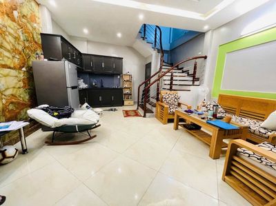 Bán nhà Đội Cấn, Dân xây, 32m2, 5 tầng, 8.9 tỷ — ảnh 1