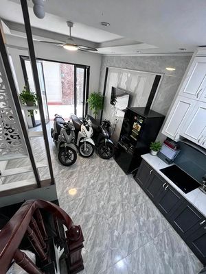 Nhà 5 tầng mới đẹp Phố Trạm, nhỉnh 7 tỷ — ảnh 1