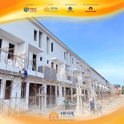 Nhà phố thương mại Fiesta Central, Bình Dương, kinh doanh thịnh vượng — ảnh 1