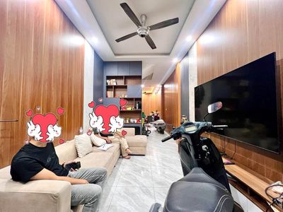 Bán nhà phân lô Đền Lừ 37m², 5 tầng, ô tô tránh, 9.9 tỷ — ảnh 1