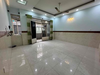 Chủ định cư mỹ, bán gấp nhà bình triệu 98m² sát đại học luật có 6 pn — ảnh 1