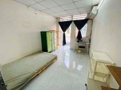 Nhà 3 Tầng (BTCT)Hẻm Xe Hơi Thông Thoáng — ảnh 1