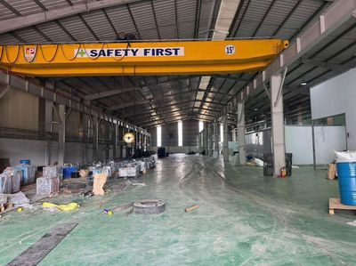 Cho thuê xưởng 2500m2.Có sẵn cẩu trục 10 tấn ,Vĩnh tân Tân Uyên,BìnhD — ảnh 1