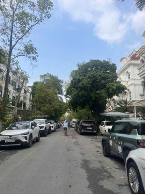 Cho thuê biệt thự Ciputra Tây Hồ, Hà Nội — ảnh 1