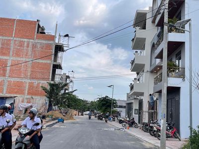 Đất 5x16m, Shr Mt Nhựa 10m KDC Bùi Thị Lùng Cách Chợ Hóc Môn 800m. — ảnh 1