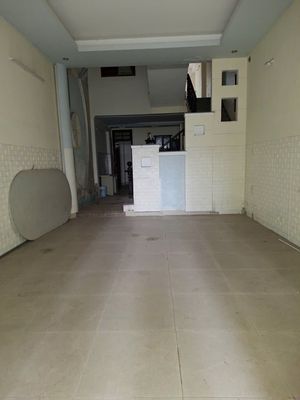 Cho thuê nhà 3 tầng 6pn mặt tiền đ. 5,5m gần phan đăng lưu — ảnh 1