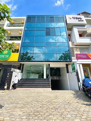 Cho thuê mặt tiền 441b điện biên phủ - ngang 8m thang máy, pccc — ảnh 1