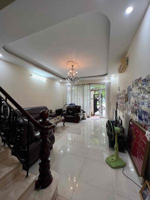 Cho thuê nhà khu Vip nội bộ , 5x 20m, 4 tầng, 4pn/4wc, NTH, 27tr/th — ảnh 1