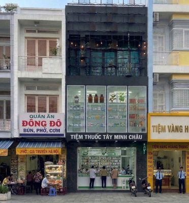 Chính chủ cho thuê gấp MT Phạm Hùng,Q8,5.5x17m,kinh doanh sầm uất,đẹp — ảnh 1
