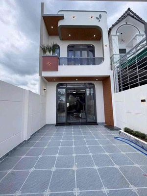 Cần bán nhanh căn nhà lầu ngay gần chợ Bửu Long tặng nội thất cao cấp — ảnh 1